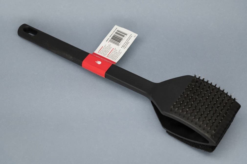 Recalled Nexgrill Grill Brush with Scrub Pad (Model Number 530-0041)